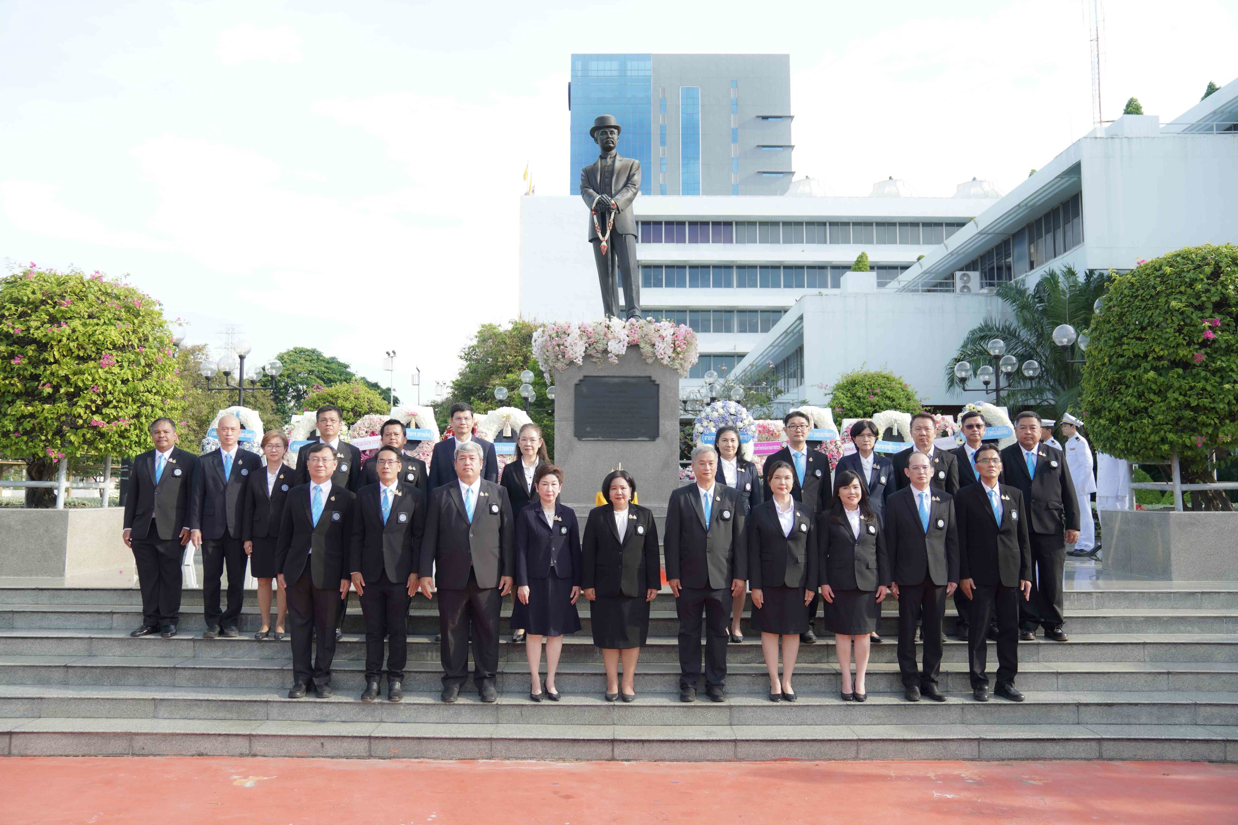 กปน. จัดพิธีวางพวงมาลาถวายราชสักการะ พระบาทสมเด็จพระจุลจอมเกล้าเจ้าอยู่หัว