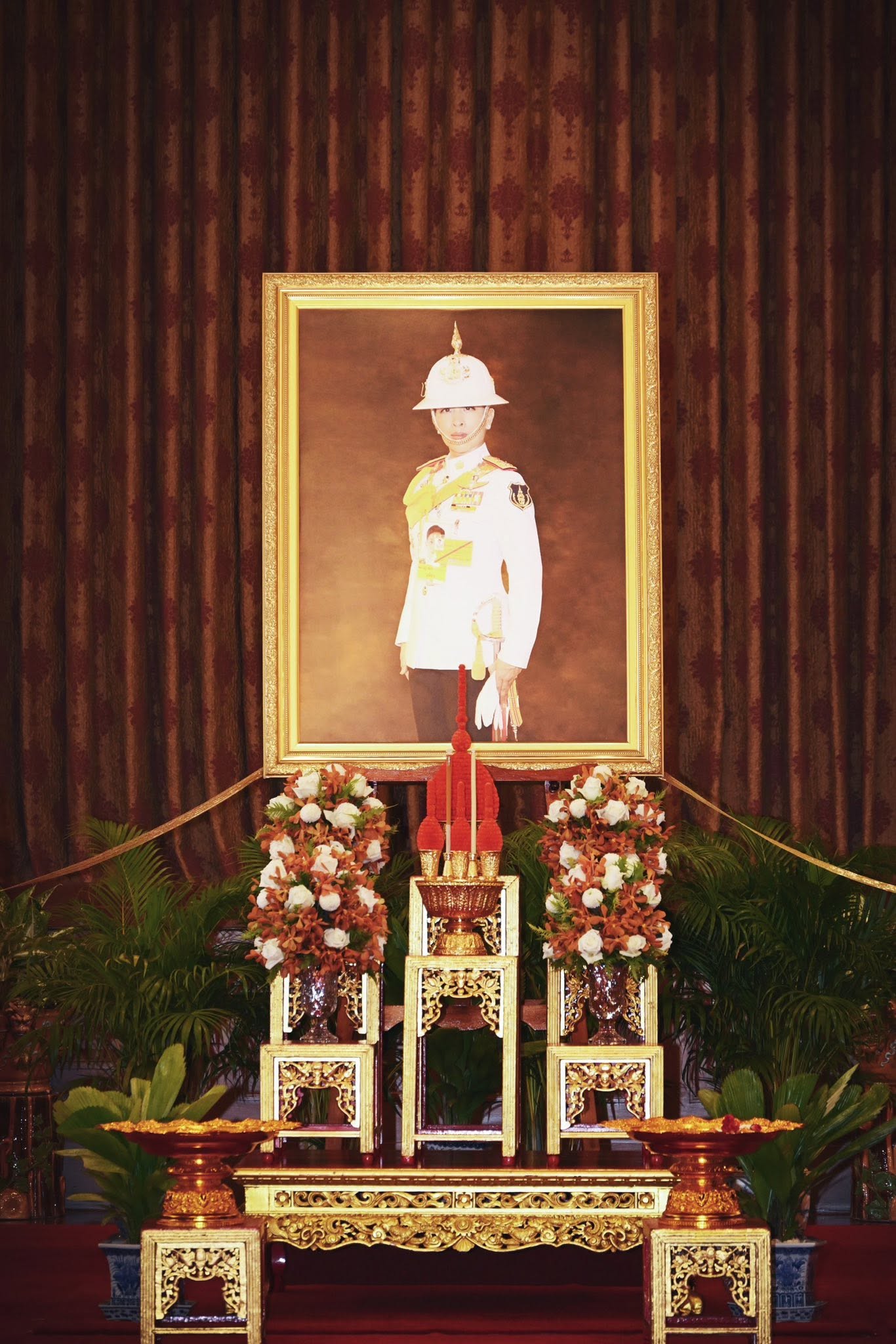 กปน. ร่วมถวายน้ำสรงพระศพเบื้องหน้าพระรูป สมเด็จพระเจ้าลูกเธอ เจ้าฟ้าพัชรกิติยาภา นเรนทิราเทพยวดี กรมหลวงราชสาริณีสิริพัชร มหาวัชรราชธิดา